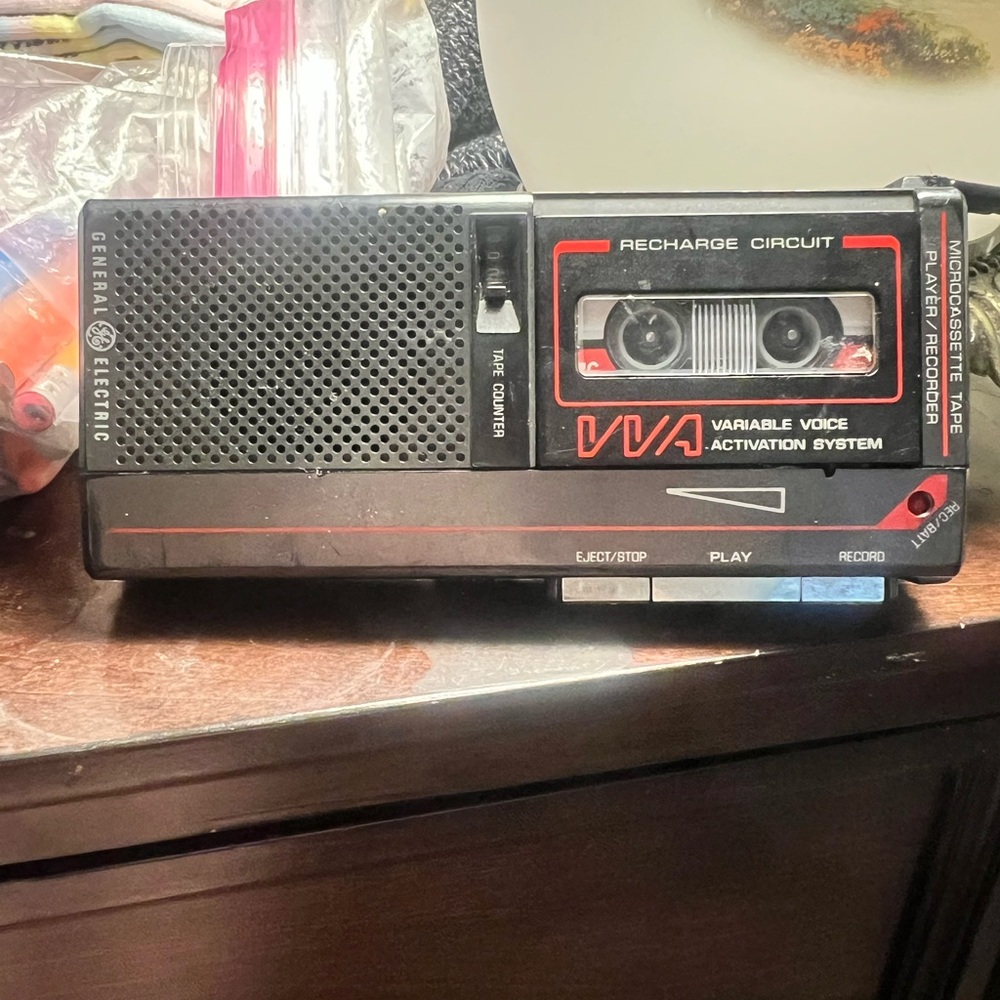 General Electric (GE) Microcassette Recorder Model 3-5371